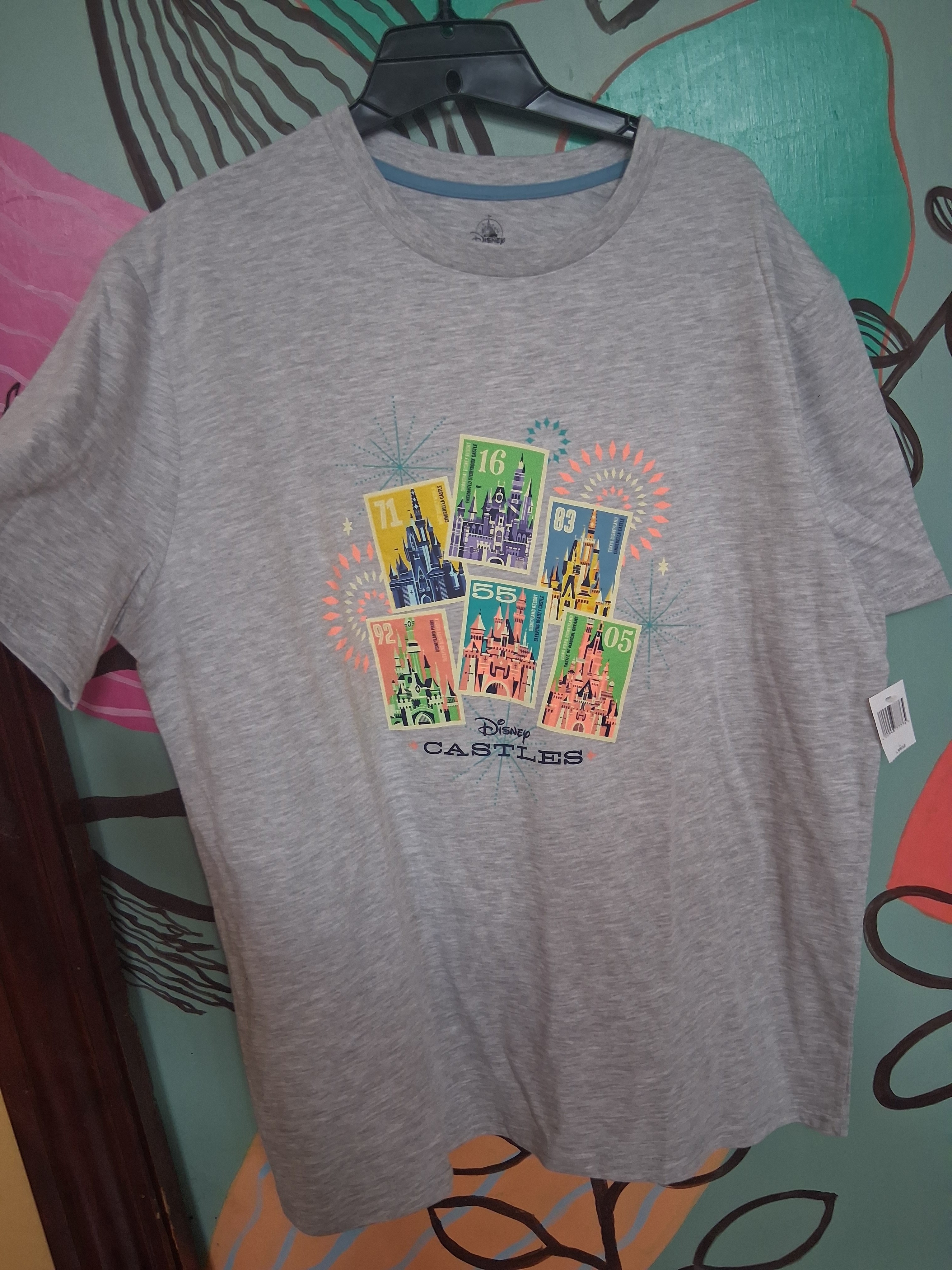 Nwt Disney Gray Short Sleeve Tee With Colorful Castle Graphics Sz L